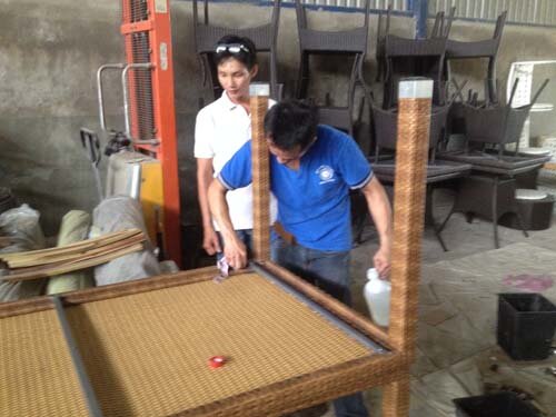 Furniture Quality Control in Vietnam - Epoxy painting chipped off metal frame 3